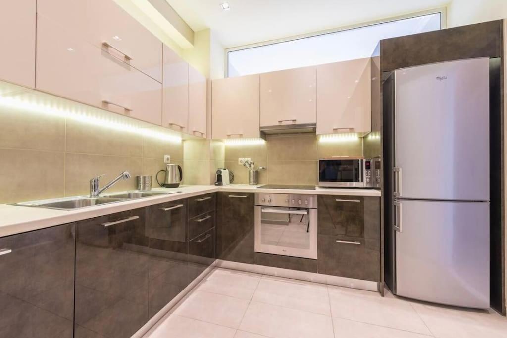 Syntagma H&B Apartment Αθήνα Εξωτερικό φωτογραφία