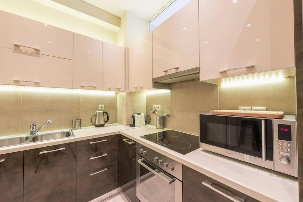 Syntagma H&B Apartment Αθήνα Εξωτερικό φωτογραφία