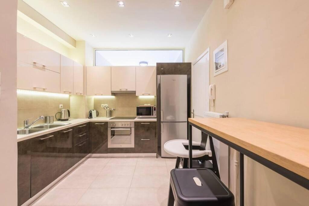 Syntagma H&B Apartment Αθήνα Εξωτερικό φωτογραφία